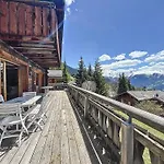 Chalet Teura